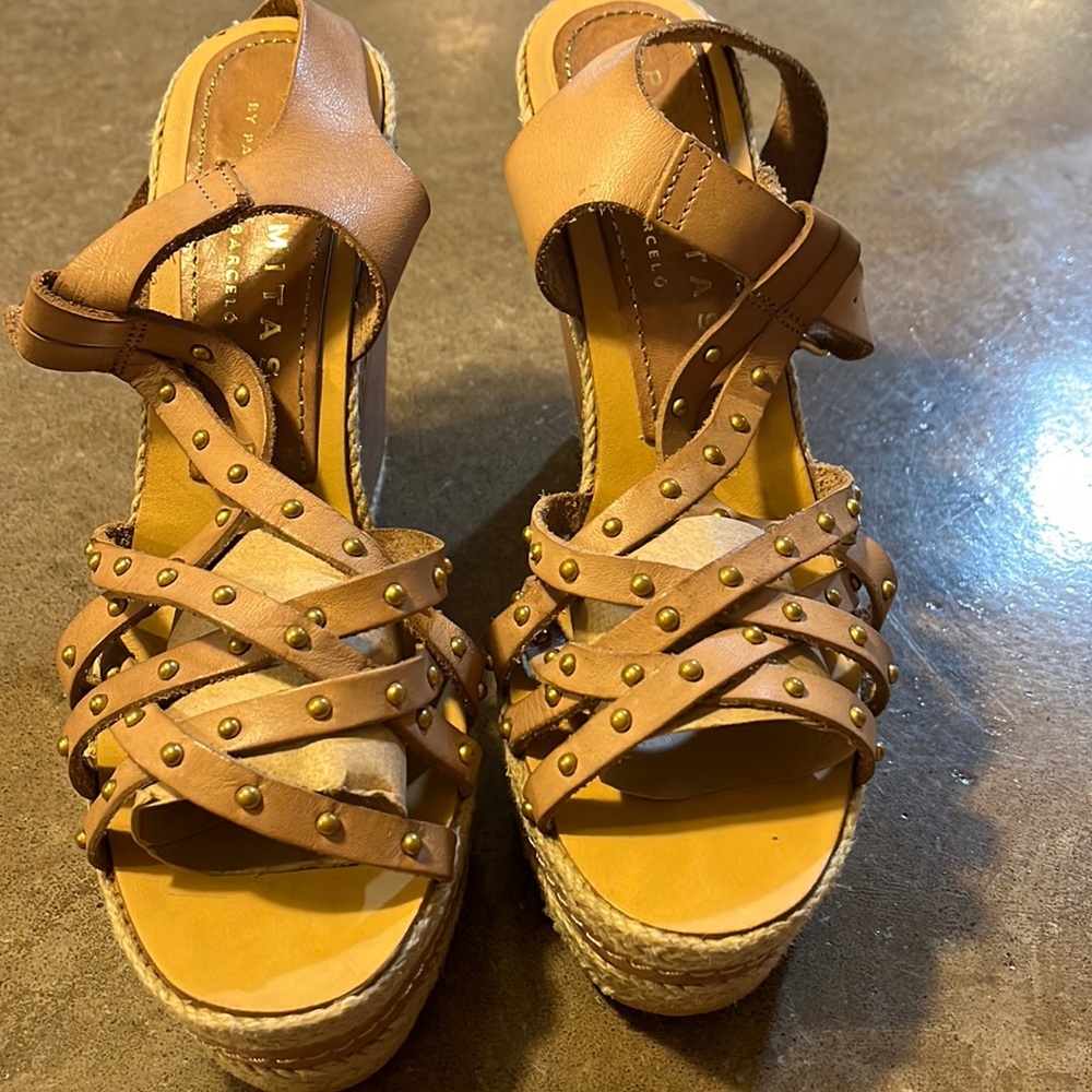 Palomitas by Paloma Barcelona leather sandals. Size 39